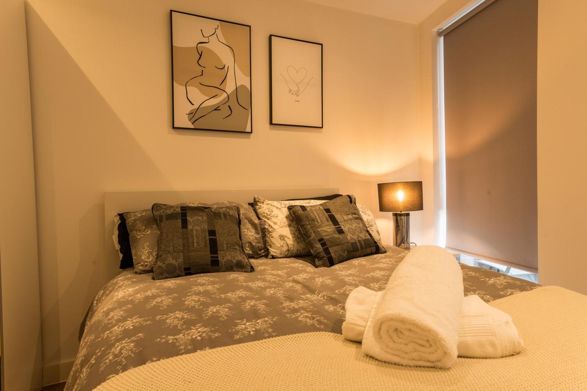 Drillzstays Apartments - Ethiad Free Parking Манчестър Екстериор снимка
