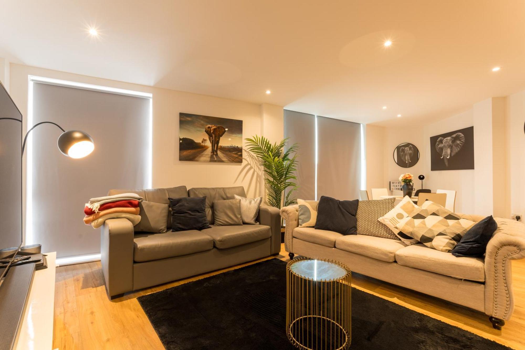 Drillzstays Apartments - Ethiad Free Parking Манчестър Екстериор снимка