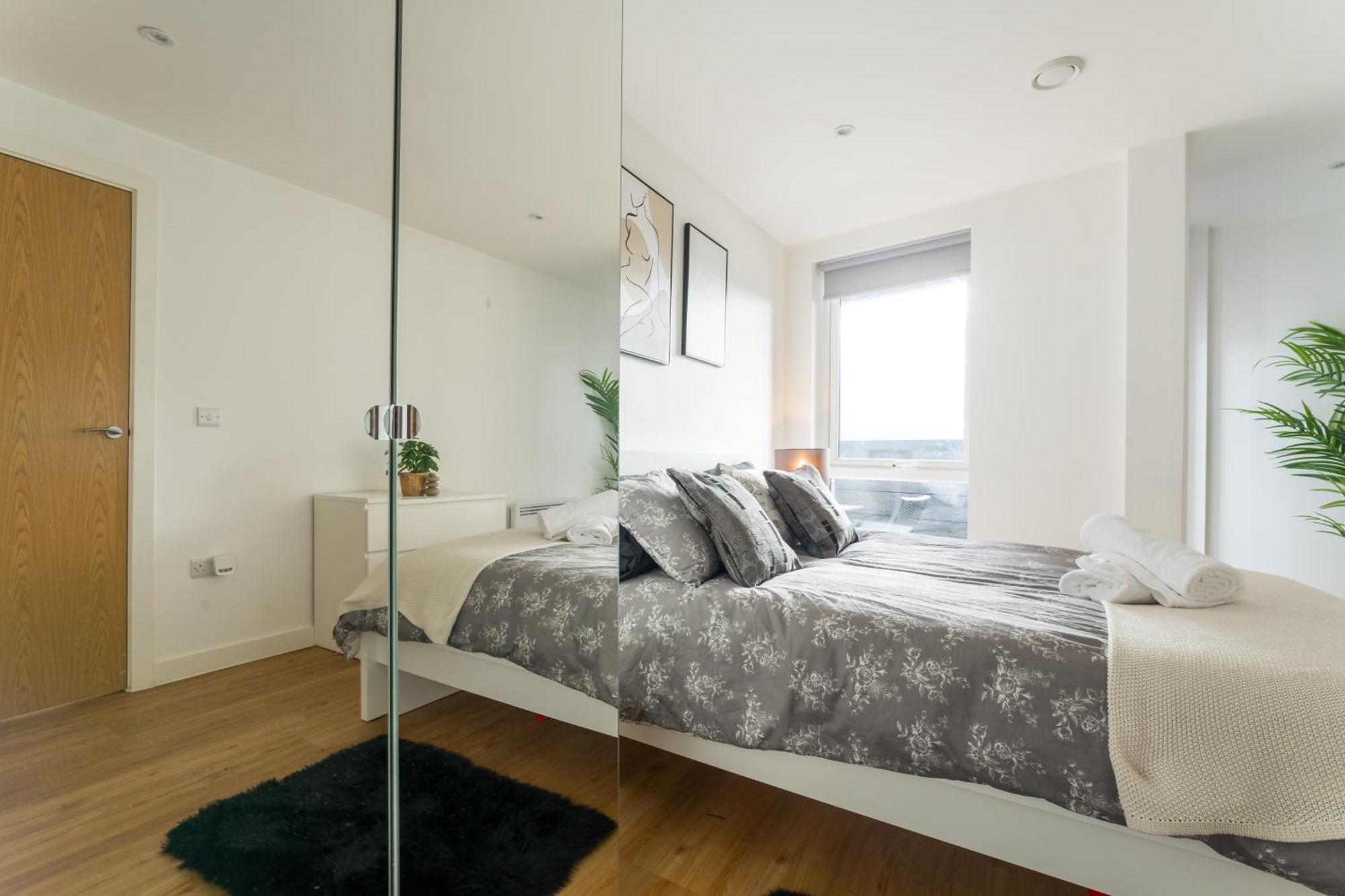 Drillzstays Apartments - Ethiad Free Parking Манчестър Екстериор снимка