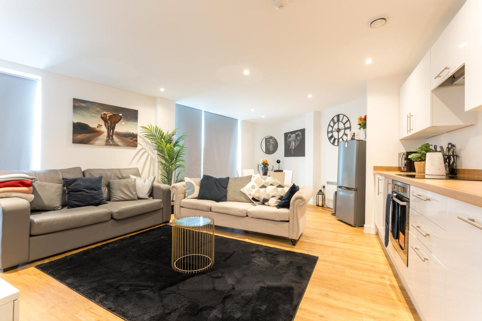 Drillzstays Apartments - Ethiad Free Parking Манчестър Екстериор снимка